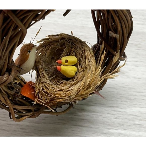 Vintage Bird Nest Christmas Tree Ornament Mama Bird and Babies 3 Inch - Picture 6 of 6